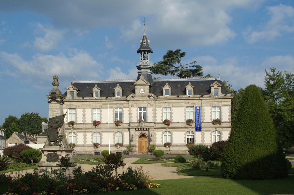 Maison Du Moulinassou Saint-Yrieix-la-Perche Exterior photo